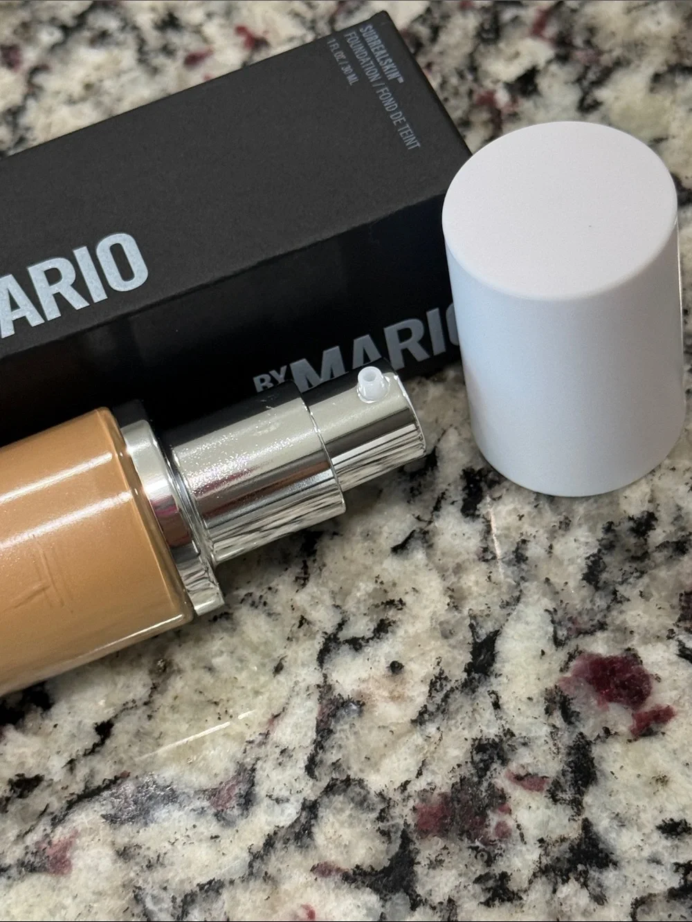 Makeup By Mario Foundation 14O New in box!